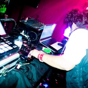 ดาวน์โหลดและฟังเพลง Overclokk! fuck v dias (Explicit) พร้อมเนื้อเพลงจาก drade3333