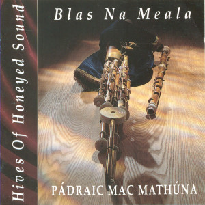 ดาวน์โหลดและฟังเพลง The Fair Haired Boy / Millener's Daughter / The Laurel Tree พร้อมเนื้อเพลงจาก Pádraig MacMathúna