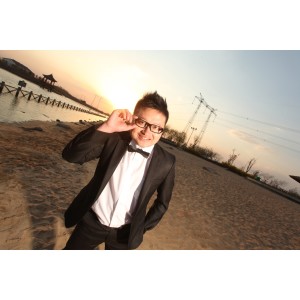 Listen to 想念 song with lyrics from 胡箫