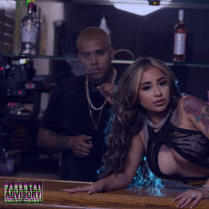 ดาวน์โหลดและฟังเพลง Same (Explicit) พร้อมเนื้อเพลงจาก Kevin Kent