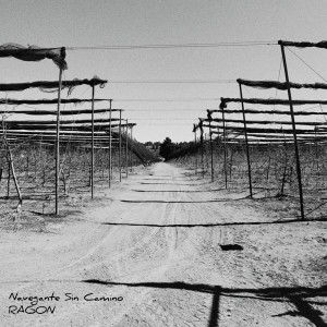 ดาวน์โหลดและฟังเพลง Navegante Sin Camino พร้อมเนื้อเพลงจาก RAGON
