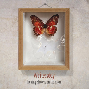 ดาวน์โหลดและฟังเพลง Stone Roses พร้อมเนื้อเพลงจาก Writersday