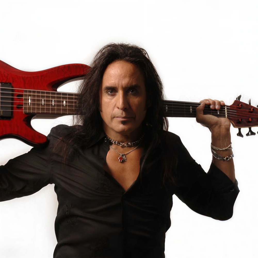 Marco Mendoza