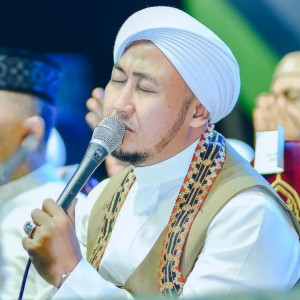 Listen to NASAB KANJENG NABI song with lyrics from Syubbanul Muslimin