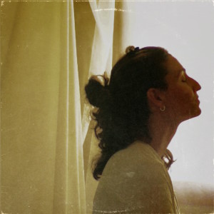 Listen to שיר ללא שם song with lyrics from Safe Space Sessions