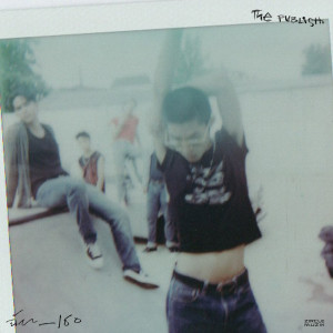 ดาวน์โหลดและฟังเพลง ฉันเธอ พร้อมเนื้อเพลงจาก The Publish
