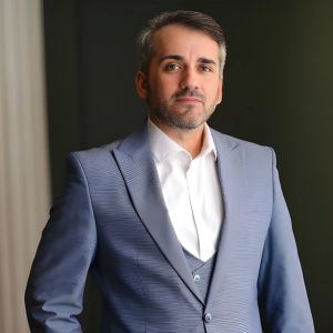 Listen to Паруса любви song with lyrics from Эльдар Муслимов