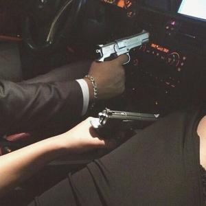 收聽Judgement G的HOEZ GON BE HOEZ (Explicit)歌詞歌曲