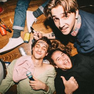 default playlist img
