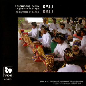 ดาวน์โหลดและฟังเพลง Tabuh enam panggulan พร้อมเนื้อเพลงจาก Terompong beruk