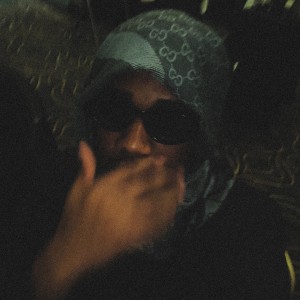 Dengarkan lagu could've been (twin edit) (Explicit) nyanyian Chibi dengan lirik