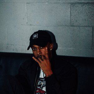 Dengarkan lagu Reason nyanyian K. Forest dengan lirik