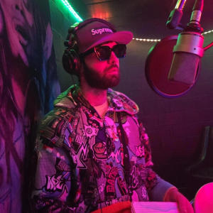 default playlist img