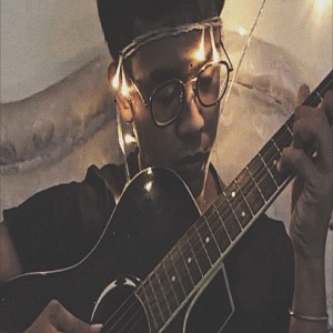 收听Rizky Dewantoro的You歌词歌曲