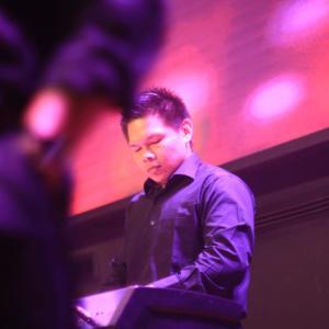 Dengarkan Sempat Memiliki lagu dari Lefran The Pianist dengan lirik