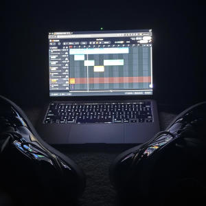 default playlist img