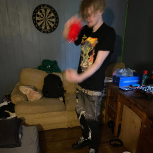 收聽Juggin15的40sum (feat. Astrobeats) (Explicit)歌詞歌曲