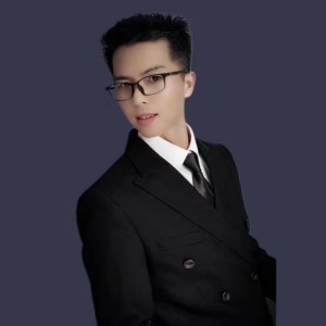 Listen to 远方的呼唤 (伴奏) song with lyrics from 李玉顺