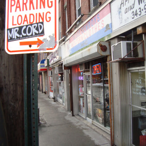 ดาวน์โหลดและฟังเพลง Rock On พร้อมเนื้อเพลงจาก Mr.Cord