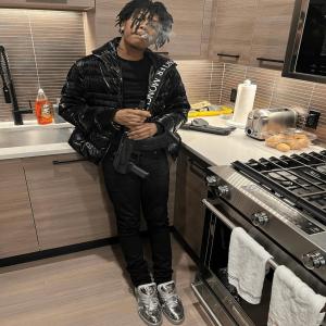 Dengarkan lagu #RR #Truck (feat. Kankan & Lil Gohan) (Explicit) nyanyian Kapo dengan lirik