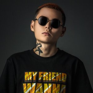 收聽謝帝的晃起來歌詞歌曲
