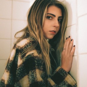 Listen to cold showers song with lyrics from Jada Facer