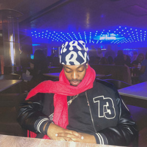 Listen to Bean (Explicit) song with lyrics from Manic Kabana