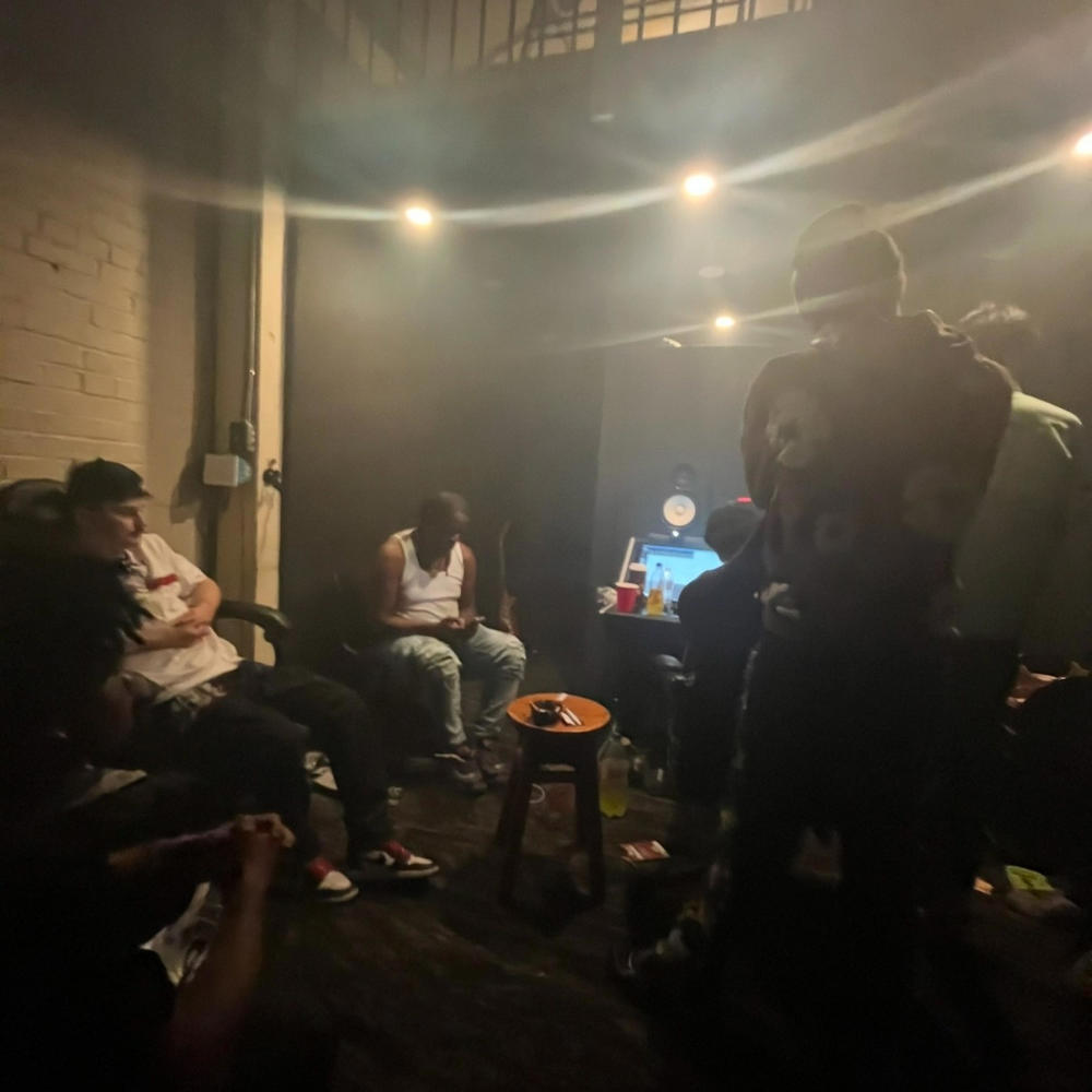 HIHAT (feat. 1100 himself & Doodat600) (Explicit)