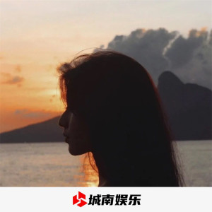 Listen to TikTok (抖音DJ版) song with lyrics from 张馨儿