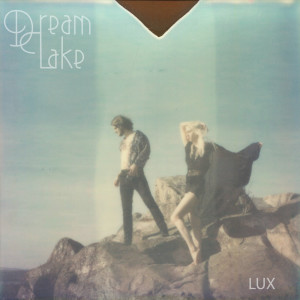 收聽Dream Lake的World of Dreams歌詞歌曲