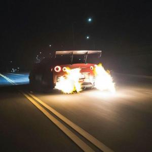 Dengarkan lagu still countin (Explicit) nyanyian Blzzrd dengan lirik
