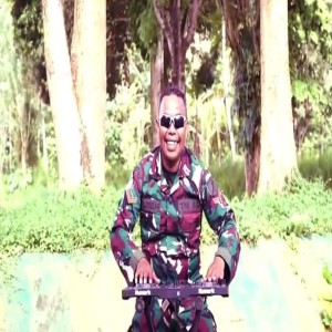 Listen to DJ KOMANDO PRAJURIT XIII/MDK song with lyrics from FRANSISKUS LONDAR