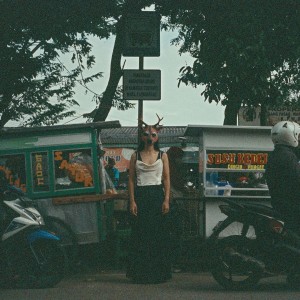 ดาวน์โหลดและฟังเพลง Tattoo (Explicit) พร้อมเนื้อเพลงจาก Syanine