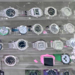 收聽Glayden的No Pressure (feat. Miss Madeline) (Explicit)歌詞歌曲