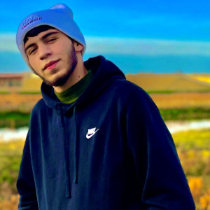 ดาวน์โหลดและฟังเพลง По пятам พร้อมเนื้อเพลงจาก AD