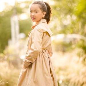 Listen to 妈妈我想你 (完整版) song with lyrics from 荆晶