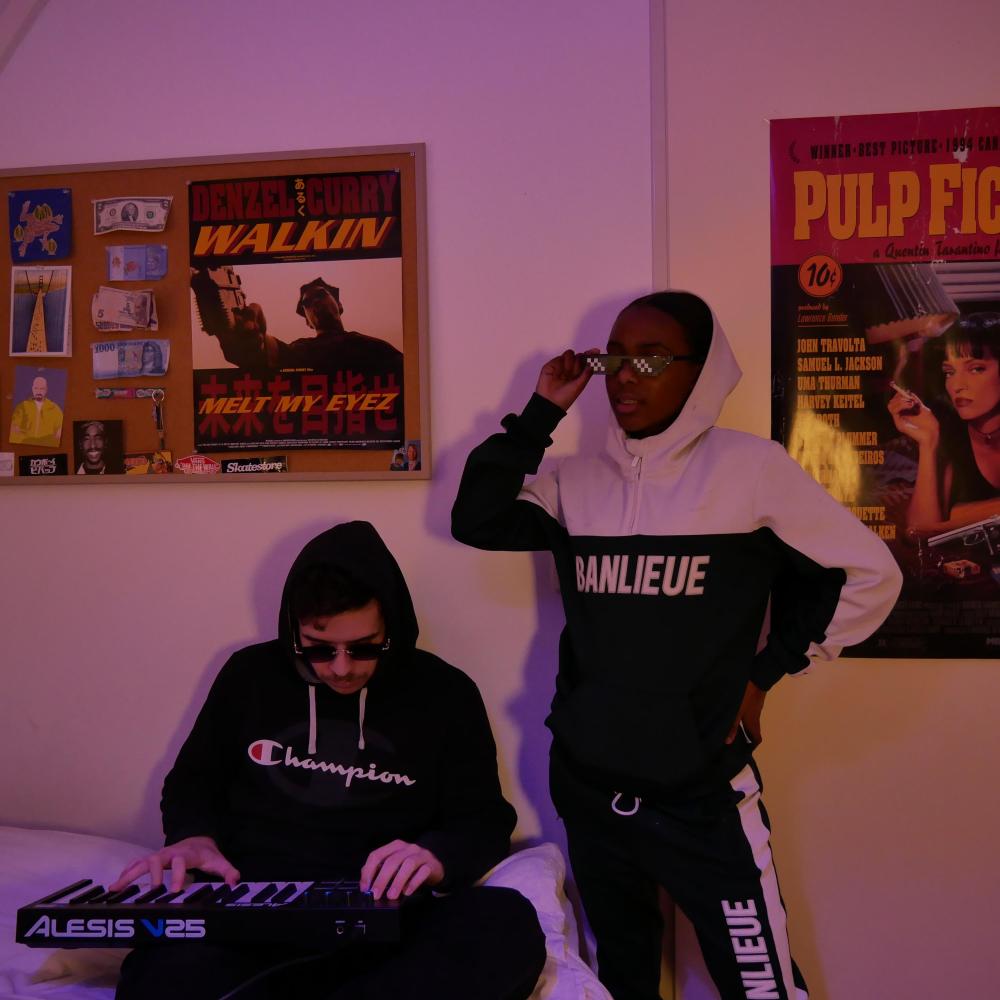 Spiegel (feat. J9)