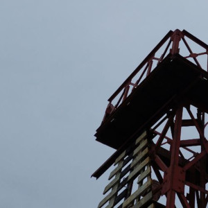 ดาวน์โหลดและฟังเพลง Компас พร้อมเนื้อเพลงจาก Zagravsky