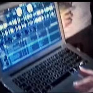 收聽Tay4oe的Do U Love Me (feat. Nekai) (Explicit)歌詞歌曲