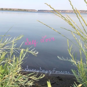 收聽SunnyDayzForever的Self Love (feat. TNYG)歌詞歌曲