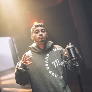 default playlist img