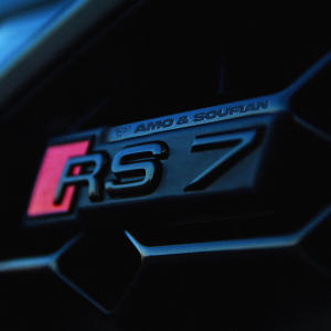 Amo的專輯RS7 (Explicit)