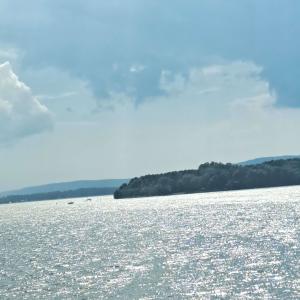 收聽kelestiial的well, (Explicit)歌詞歌曲