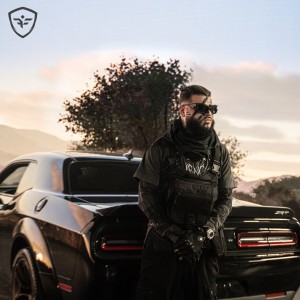ดาวน์โหลดและฟังเพลง Pasa_je_ro พร้อมเนื้อเพลงจาก Farruko
