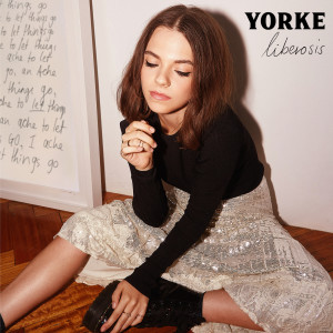 ดาวน์โหลดและฟังเพลง First Light พร้อมเนื้อเพลงจาก Yorke