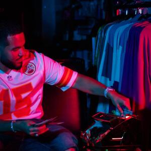 default playlist img