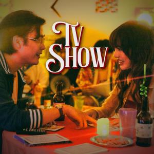 Dengarkan TV Show lagu dari Televisionoff dengan lirik