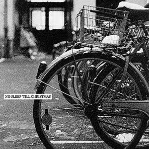 ดาวน์โหลดและฟังเพลง Run Run Rudolph พร้อมเนื้อเพลงจาก Tumbledown