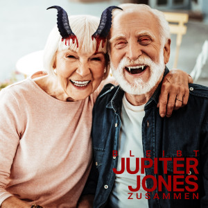 Listen to Bleibt zusammen song with lyrics from Jupiter Jones