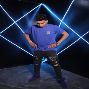 Listen to مهرجان عمري ما أخاف غير من اللي خالقني song with lyrics from Ahmed Nafe3